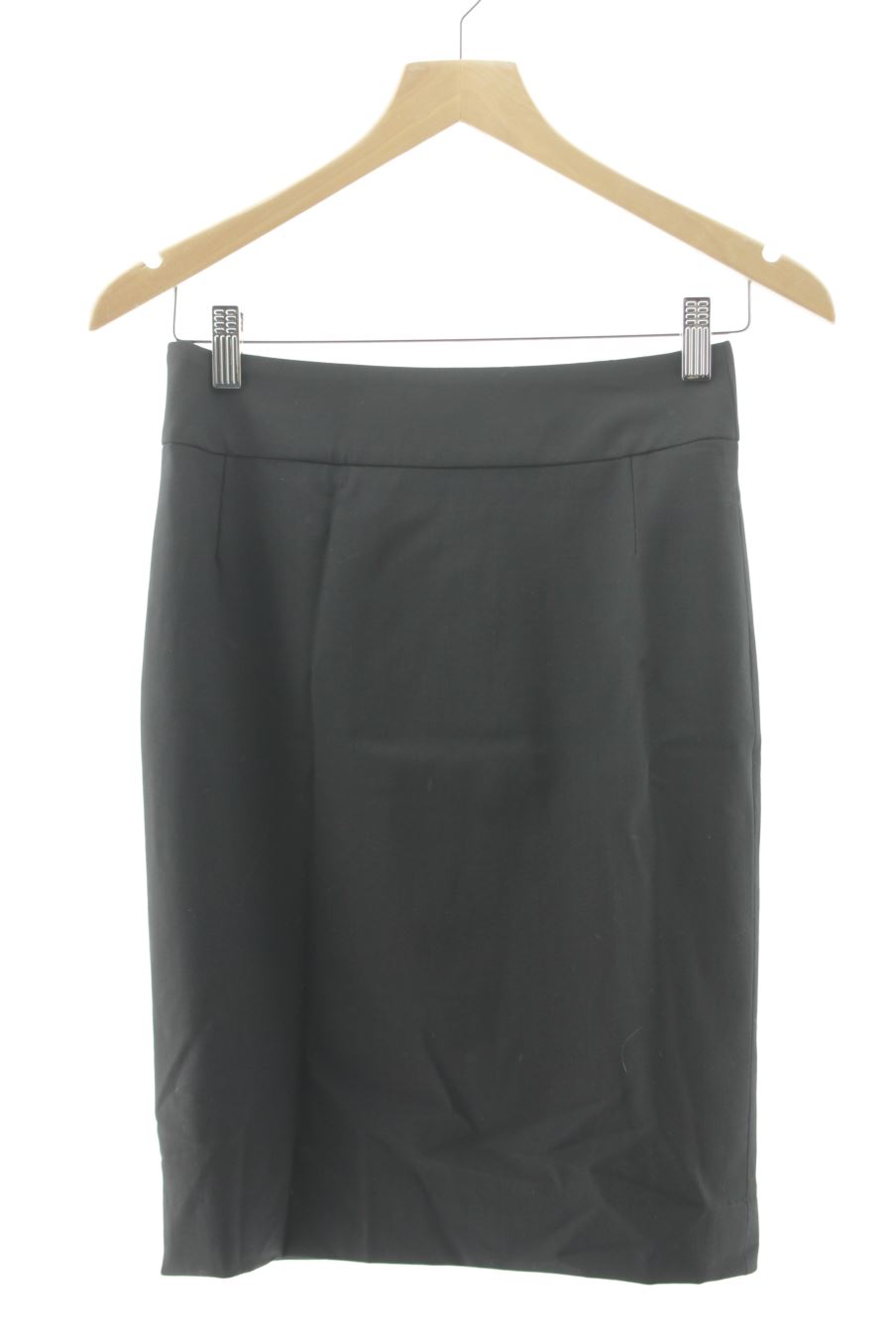 Jupe Hugo boss de la taille 36, de couleur noir