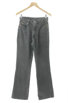 Jeans 36 Stradivarius, foto 1 di 2