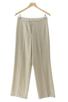 Hose 38 Stradivarius, Foto 1 von 2