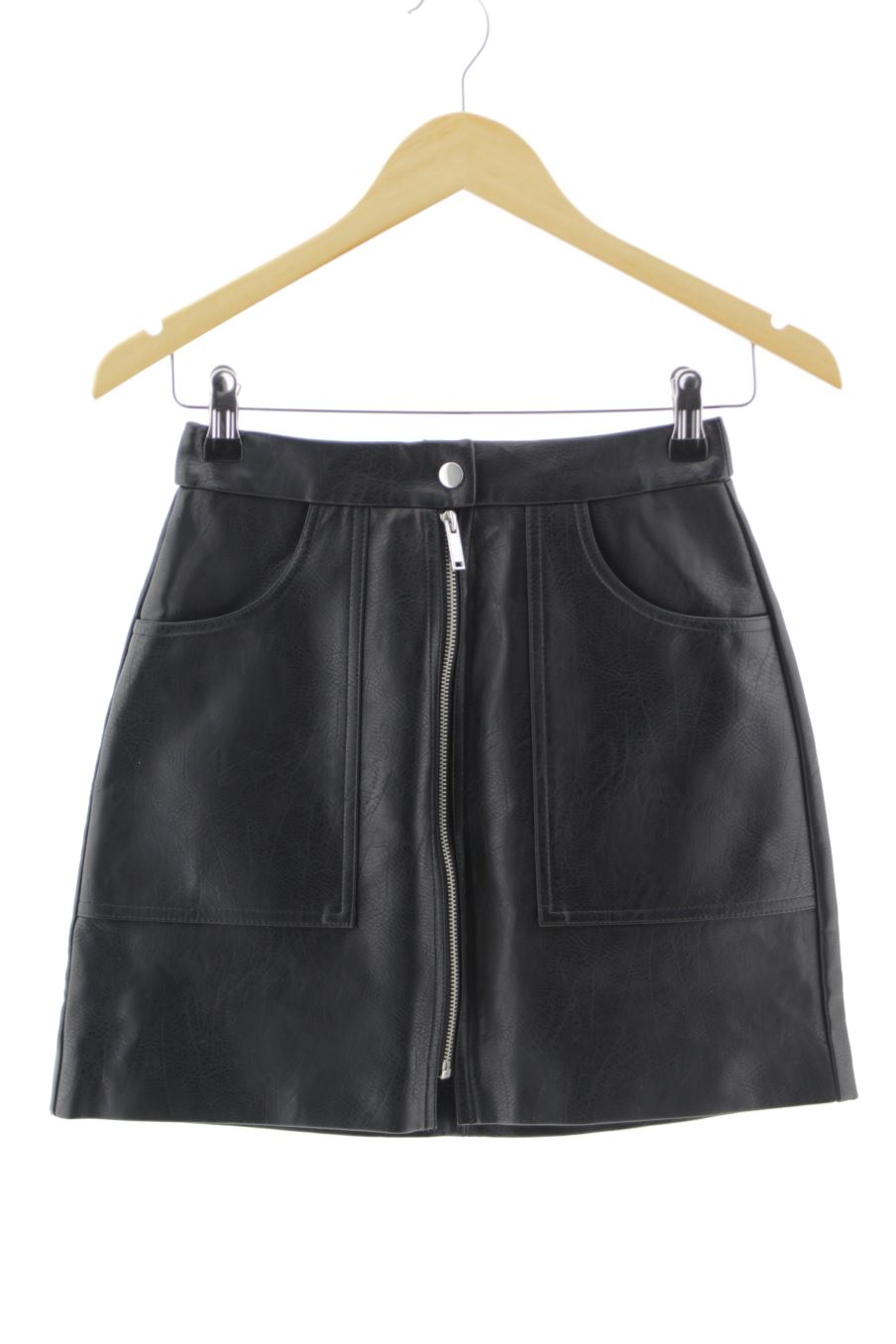 Jupe Stradivarius de la taille 34, de couleur noir de synthétique