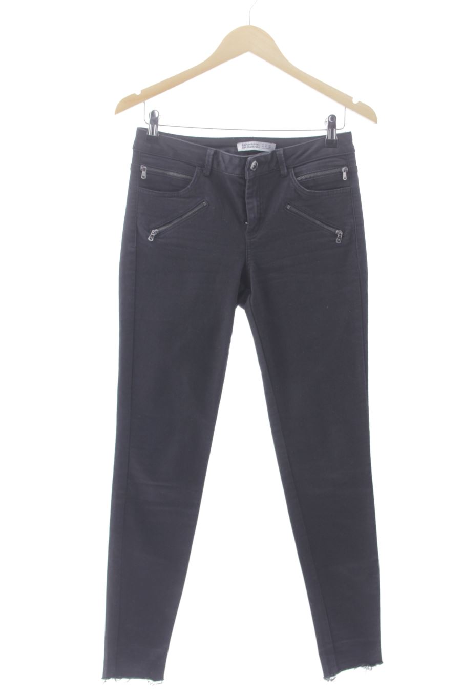 Jeans Zara de la taille 38, de couleur noir de denim
