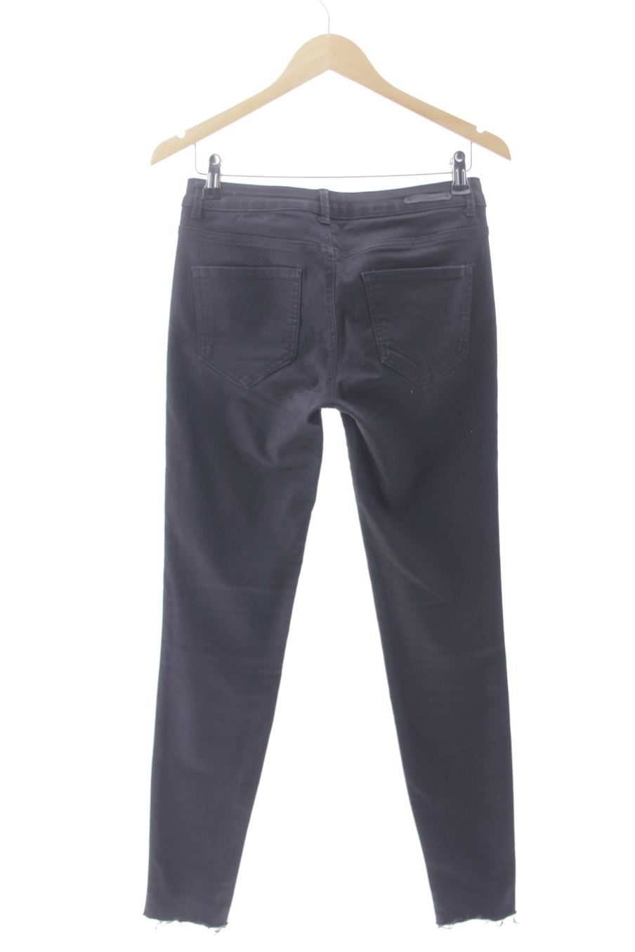 Jeans Zara de la taille 38, de couleur noir de denim