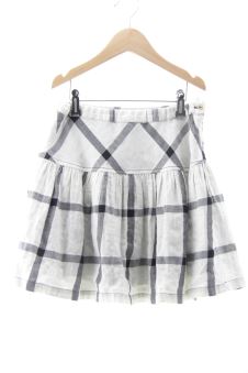 Aufwändiger Rock 152 Nanos