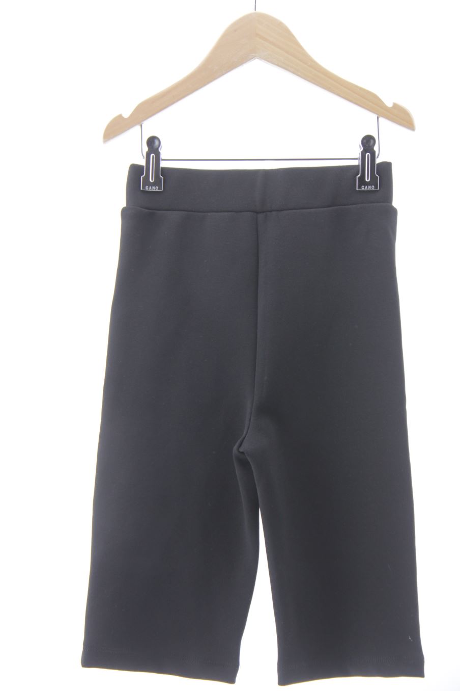 Pantalon corto de deporte de Zara de la talla XS, de color negro