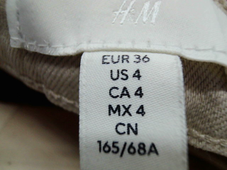 Shorts H&M de la taille 36, de couleur beige de denim