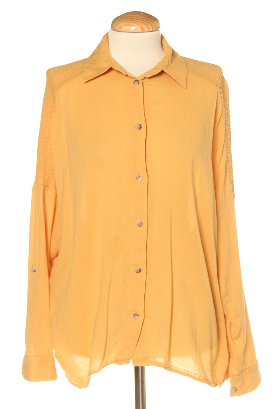 Chemise Three Seasons de la taille S, de couleur moutarde