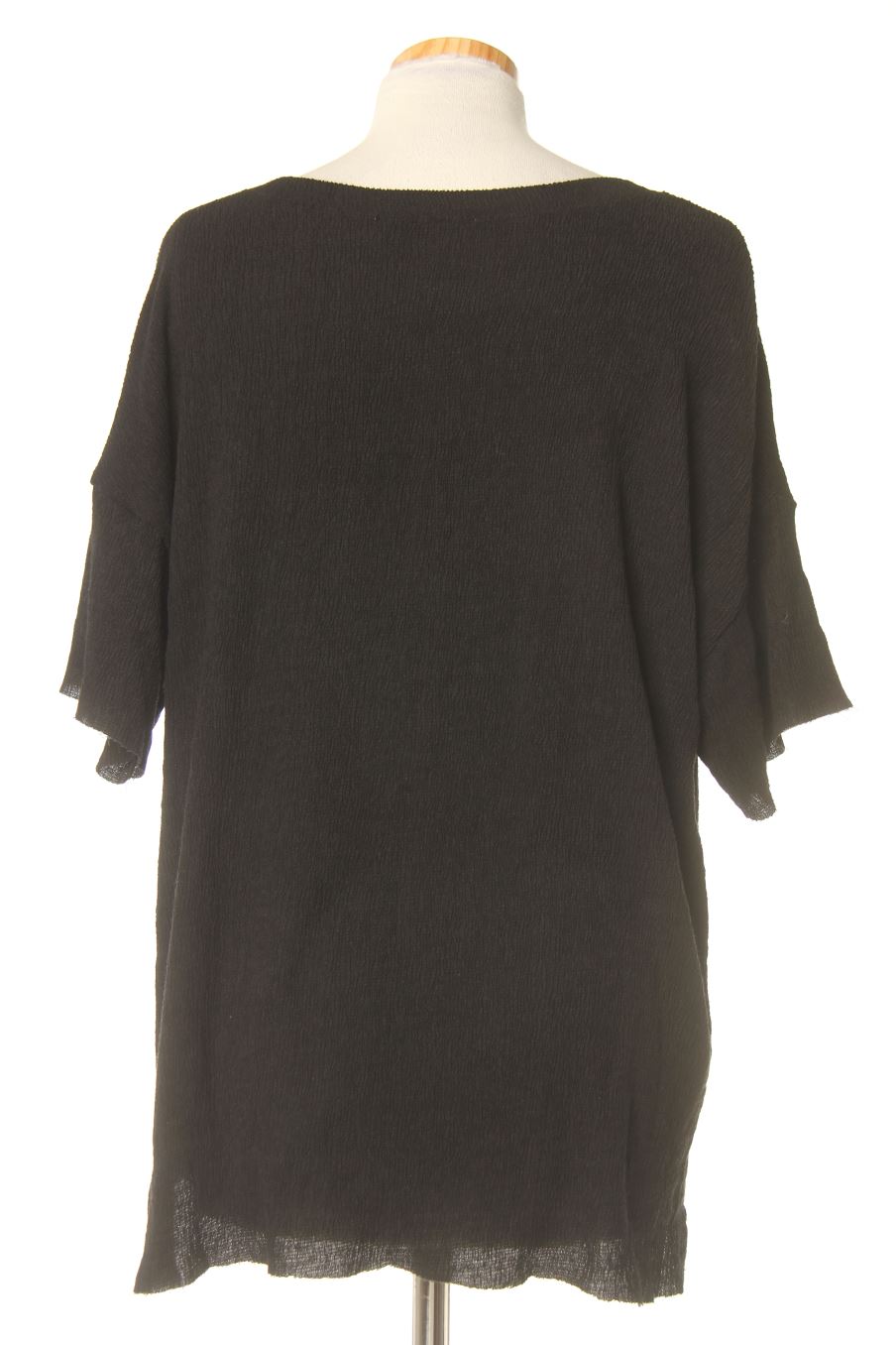 T-shirt Pull & Bear de la taille M, de couleur noir