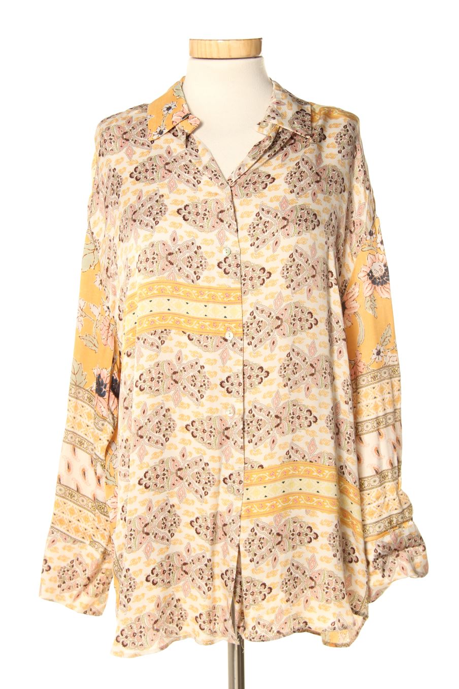 Chemise Mango de la taille S, de couleur imprimés