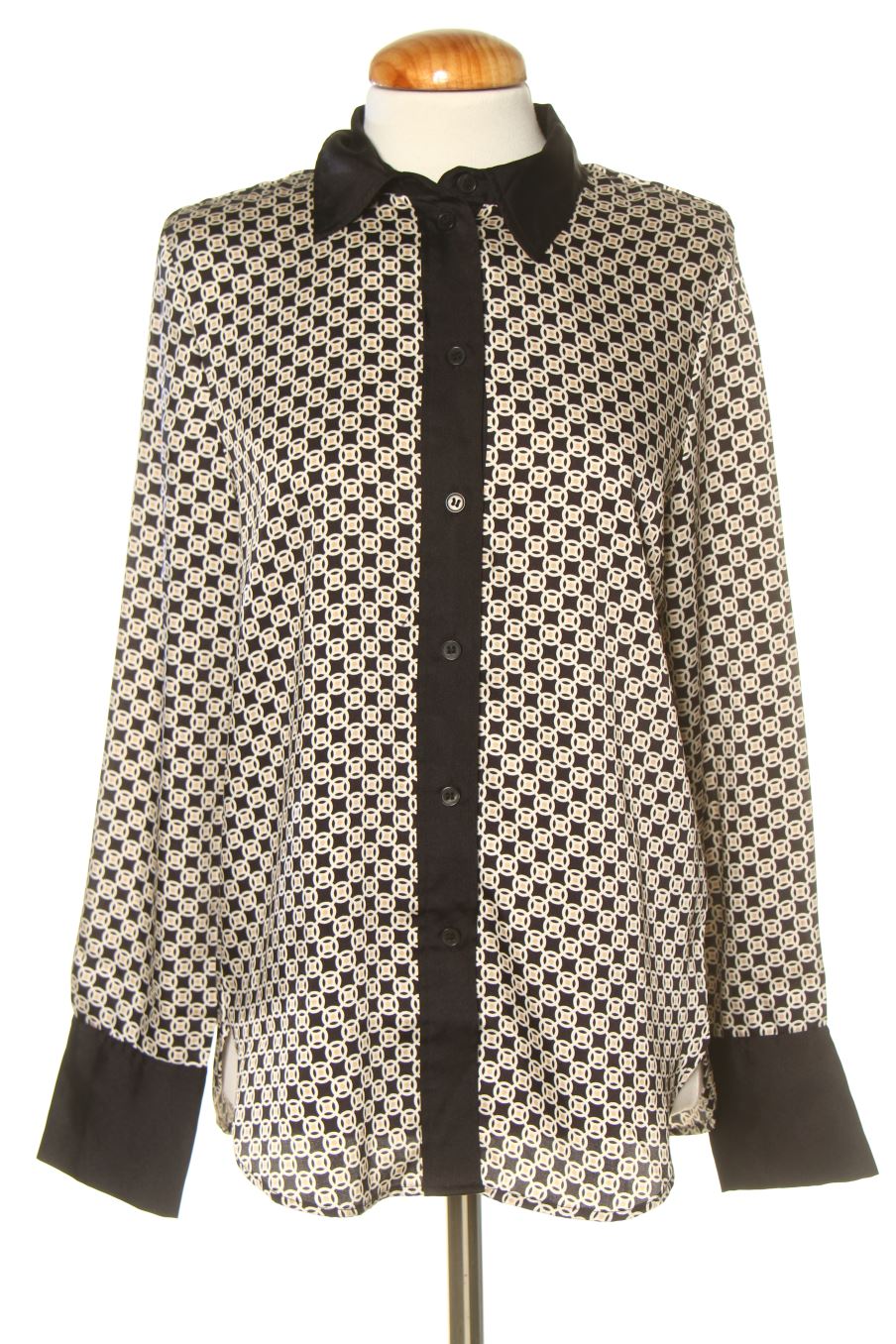 Camisa de H&M de la talla XS, de color estampado