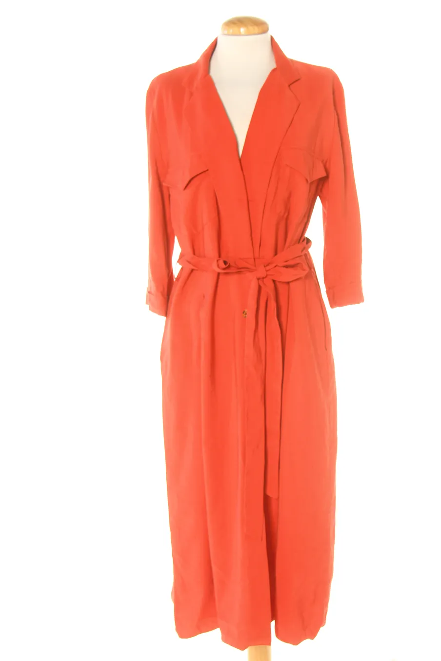 Robe de jour Tara Jarmon de la taille 42, de couleur rouge