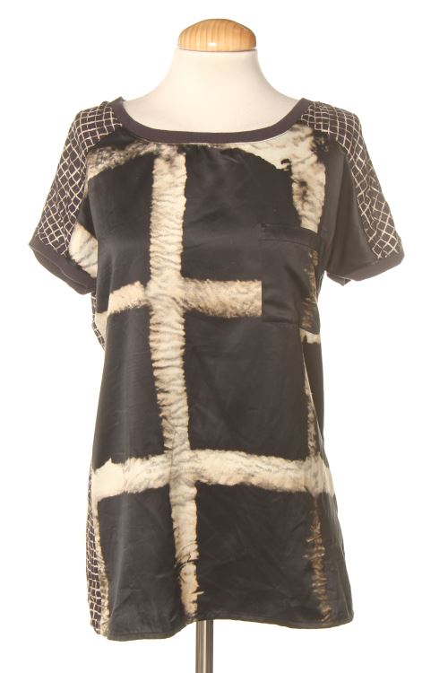 Blusa a maniche corte