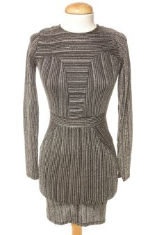 Aufwändiges Kleid XS Bershka, Foto 1 von 2