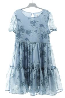 Aufwändiges Kleid 140 Cool club