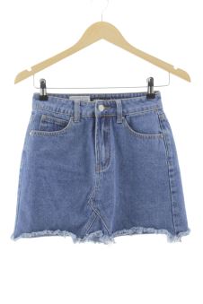 Aufwändiger Rock XXS Boohoo