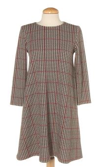 Vestido casual S Stradivarius, foto 1 de 2