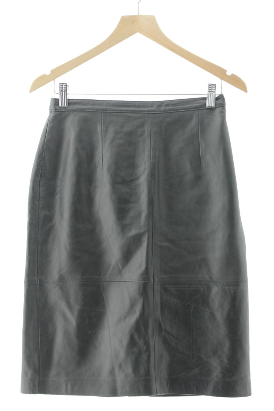 Jupe jaclyn smith de la taille 36, de couleur noir de cuir et daim