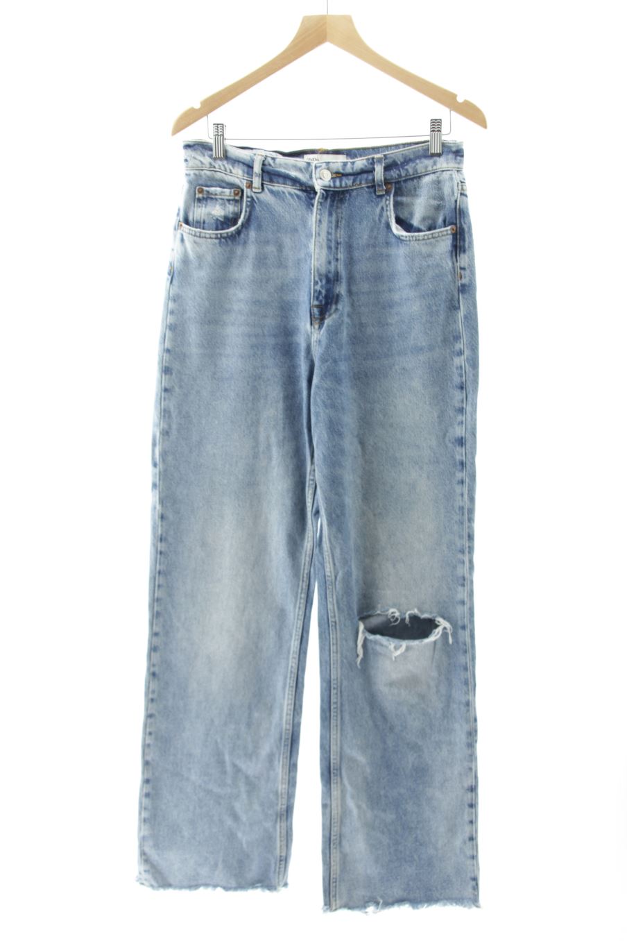 Jeans de Zara de la talla 40, de color blu