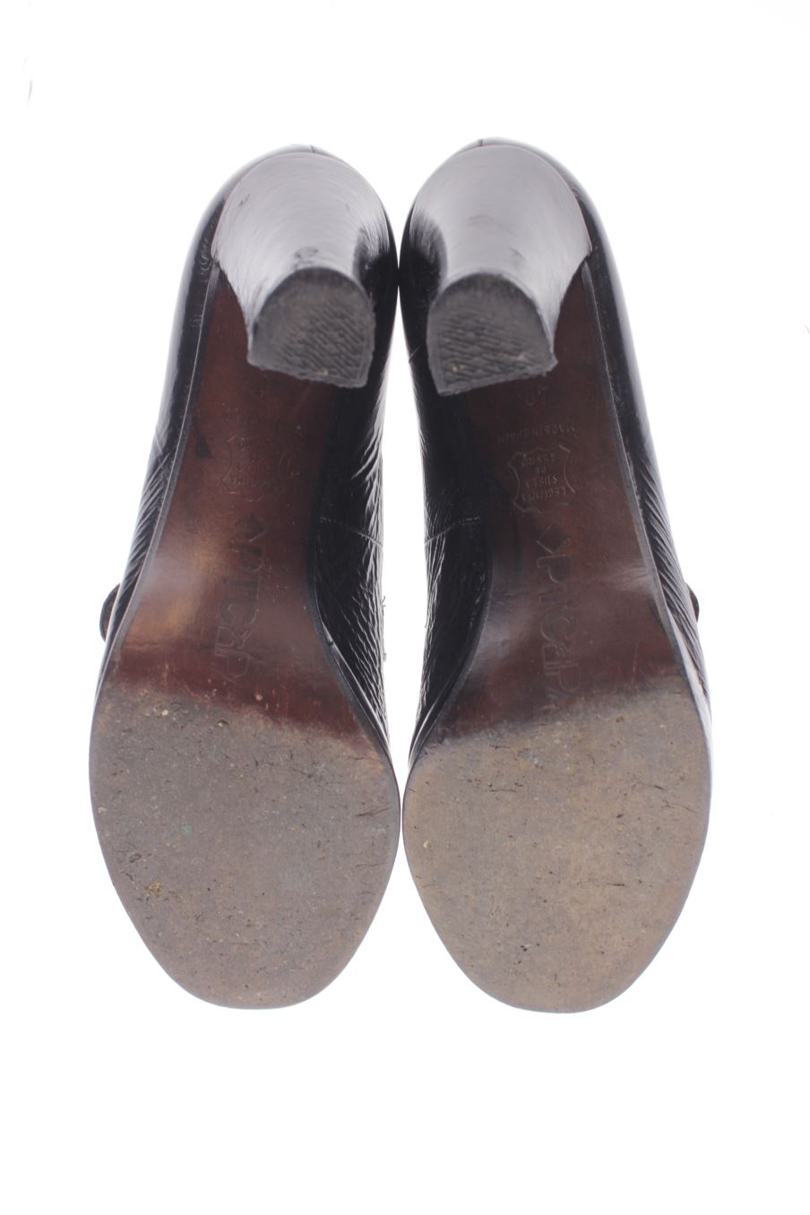Zapatos de tacon de PTC de la talla 40, de color negro de