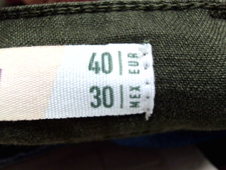 Jeans Sfera de la taille 40, de couleur vert de denim