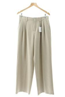 Pantaloni 44 Stradivarius