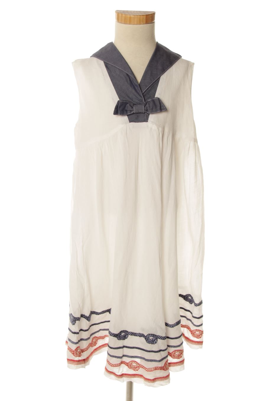 Robe Miranda de la taille 10 ans de seconde main