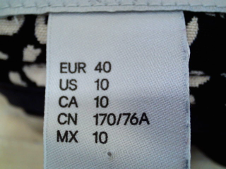 Jupe H&M de la taille 40, de couleur fleurs
