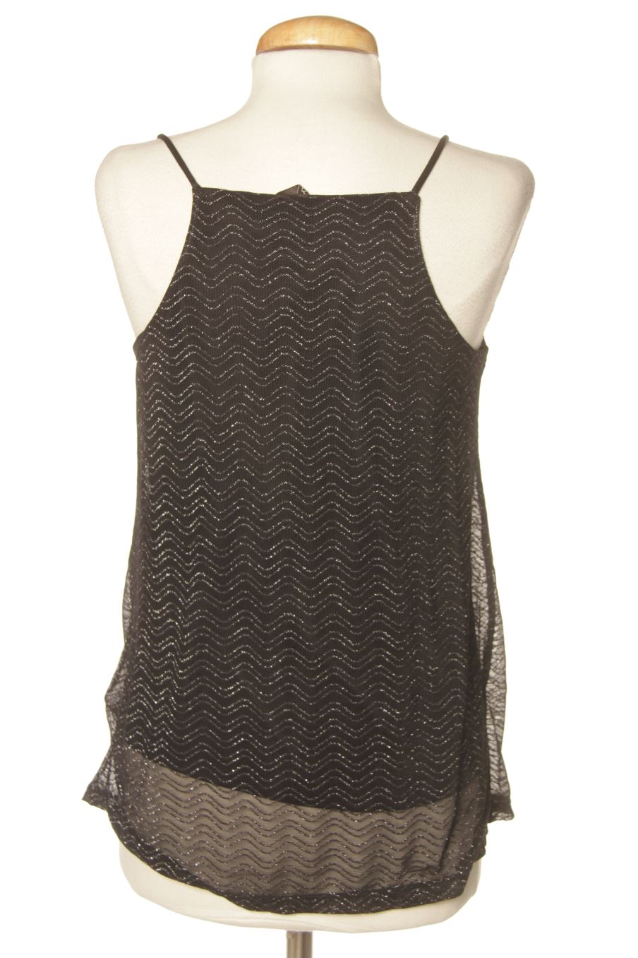 Top Only de la taille M, de couleur noir