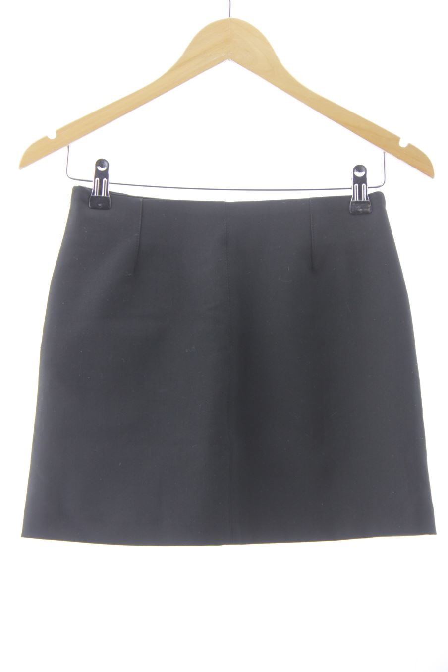 Jupe Zara de la taille XS, de couleur noir