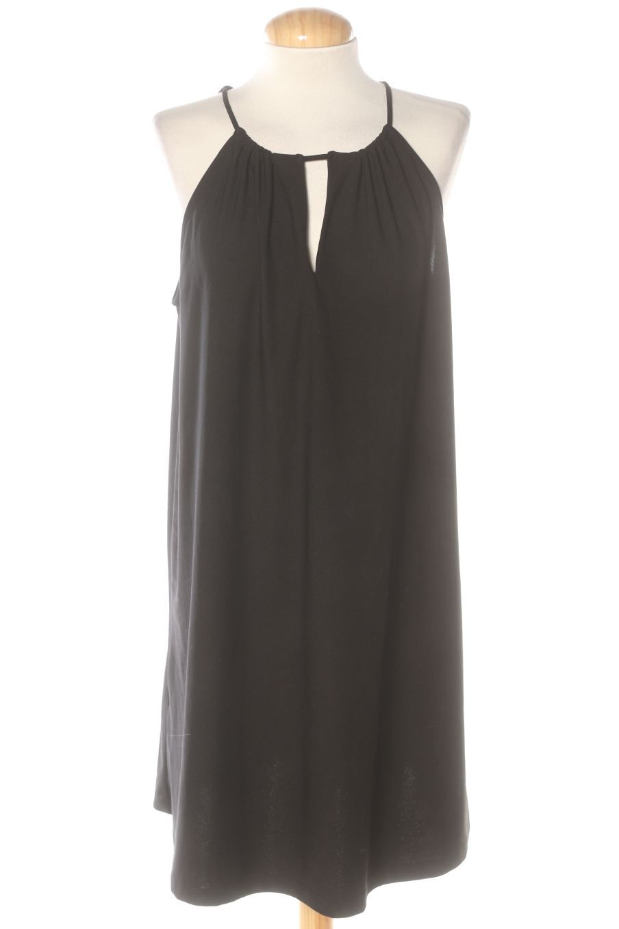 Robe casual Mango de la taille S, de couleur noir