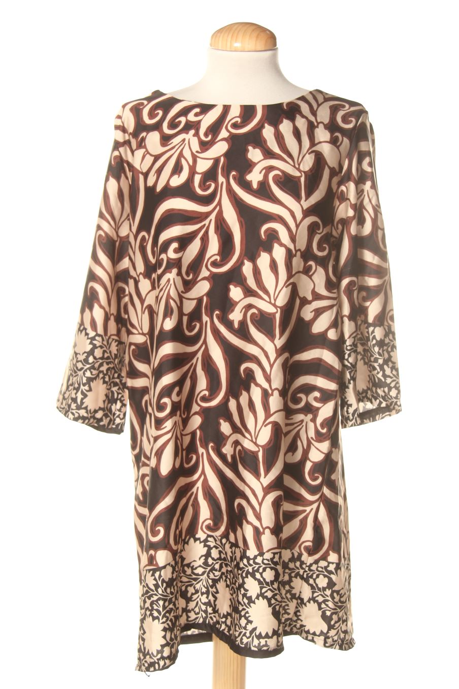 Robe casual New collection de la taille M, de couleur imprimés