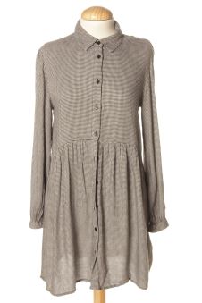 Vestido casual S Stradivarius, foto 1 de 2