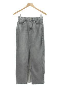 Falda 32 Stradivarius