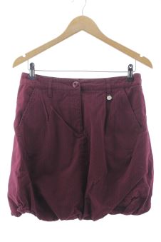 Aufwändiger Rock 38 1060