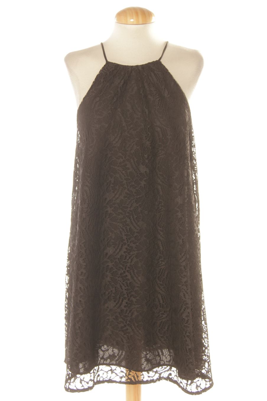 Robe casual Zara de la taille M, de couleur noir