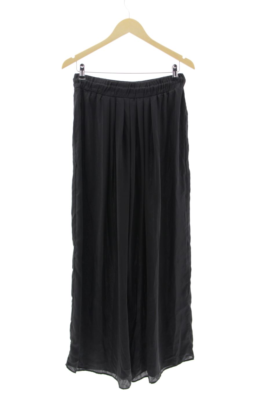 Pantalón Casual de Zara de la talla M, de color negro