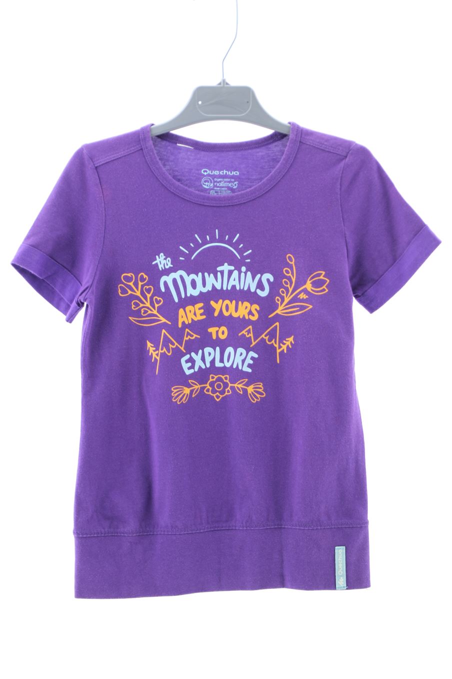 T-shirt Quechua (DECATHLON) de la taille 8 ans de seconde main