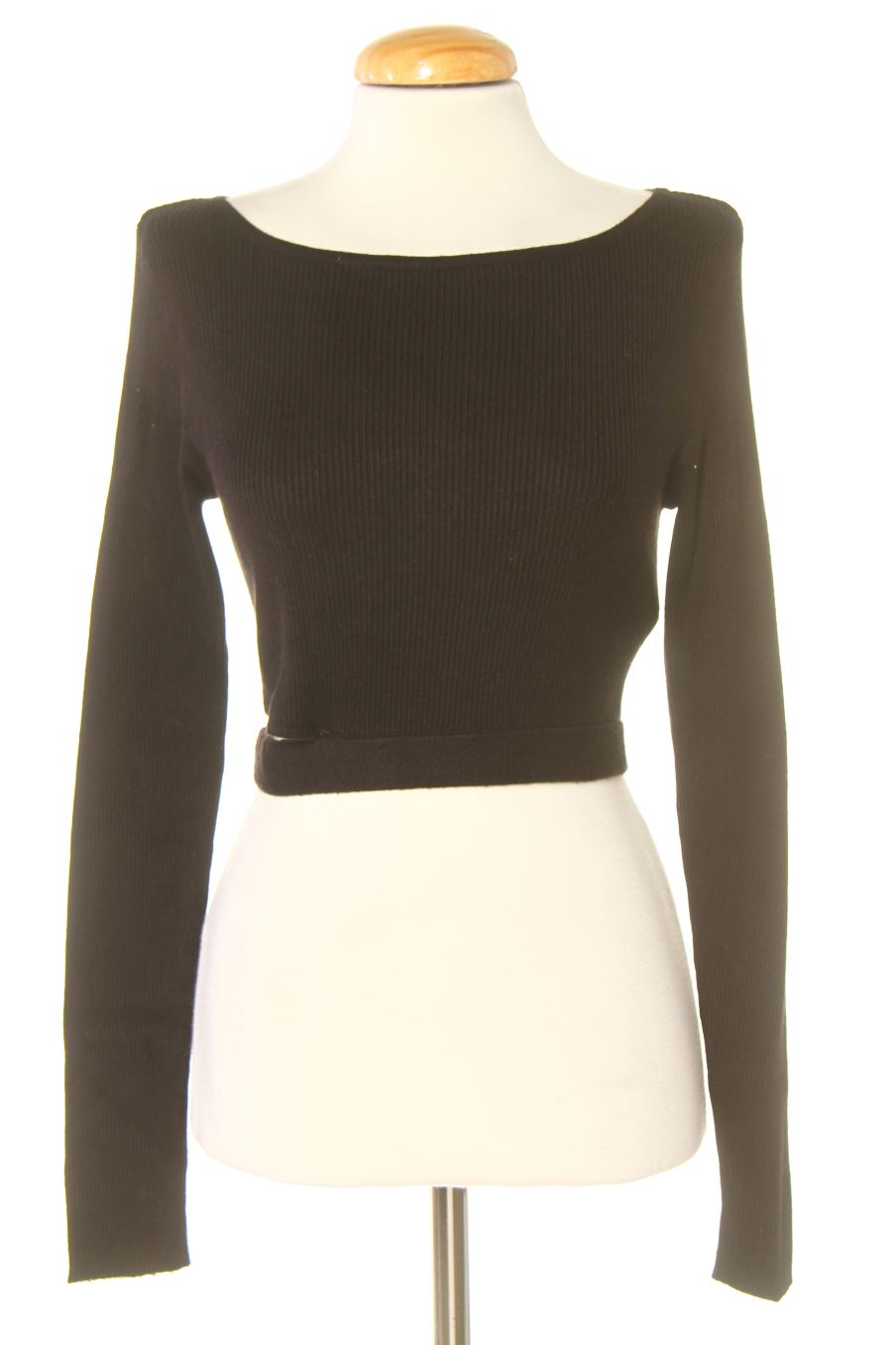 Jersey de Bershka de la talla L, de color negro