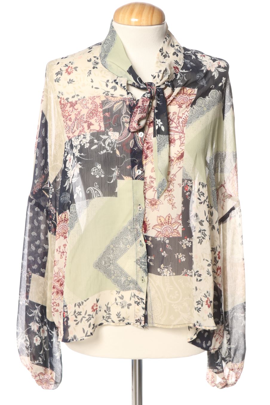 Blusa de manga larga de Stradivarius de la talla S, de color estampado