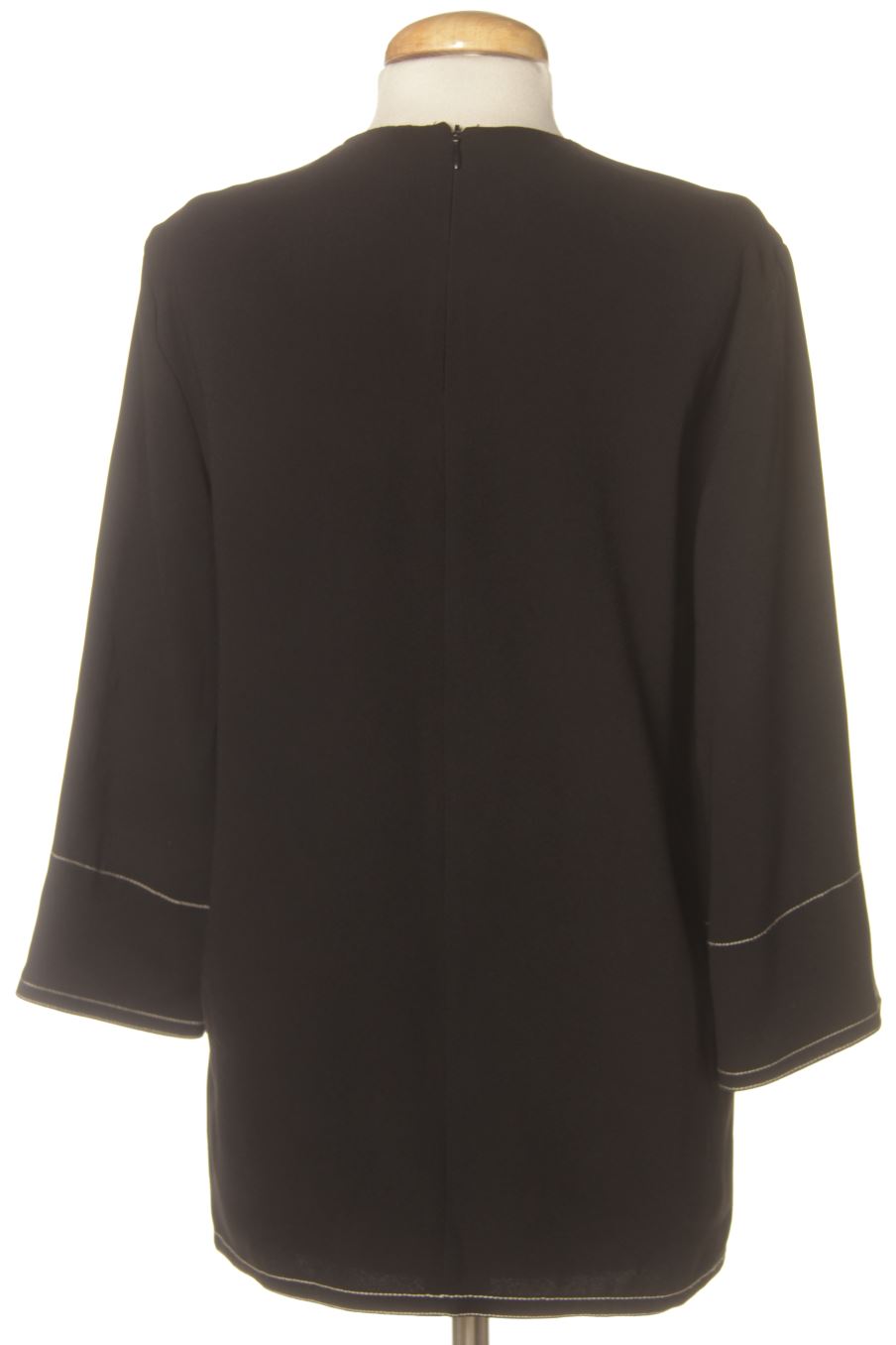 Blusa de manga larga de Zara de la talla XS, de color negro