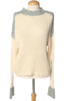 Pull M Unit, photo 1 sur 2