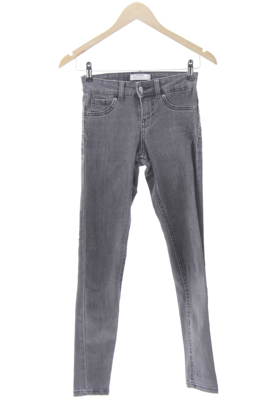 Jeans Bershka de la taille 32, de couleur gris de denim