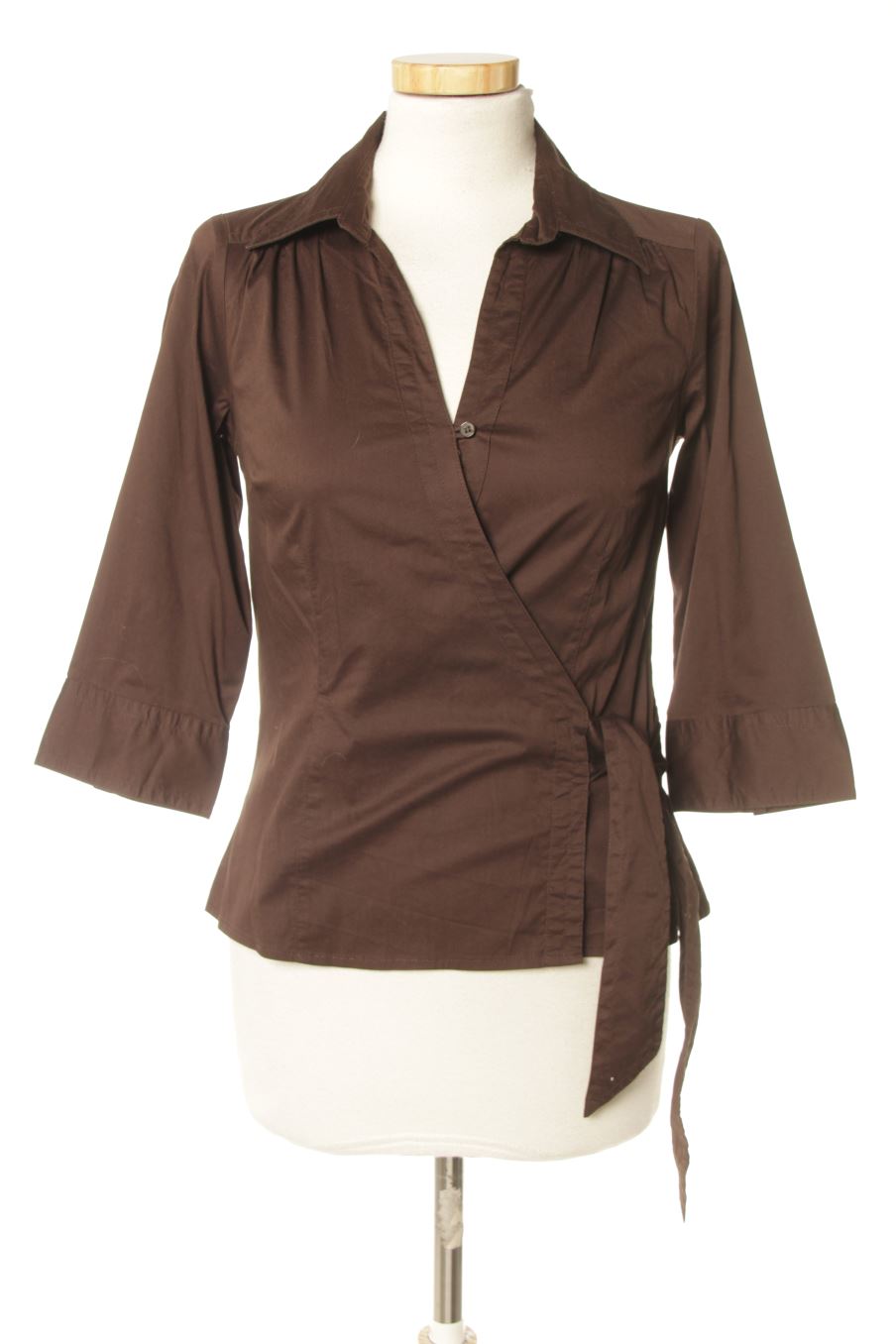Camisa de H&M de la talla 36, de color marrón