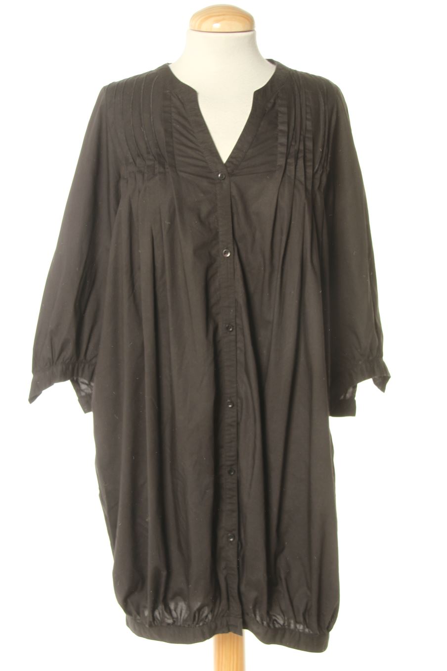 Robe casual Hakei de la taille S, de couleur noir