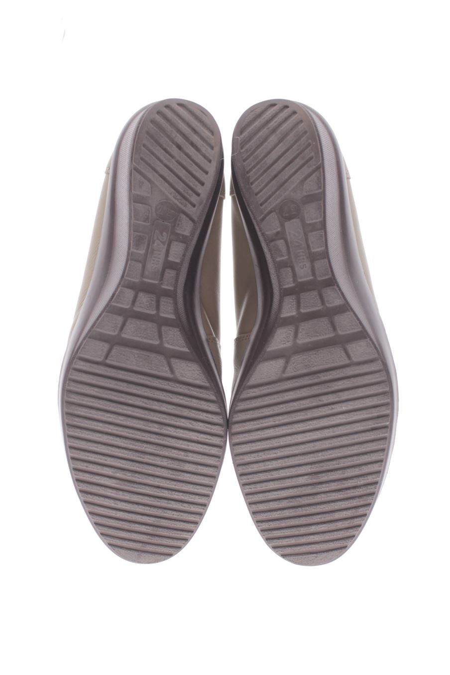 Zapatos planos de 24 HRS de la talla 37, de color beige de