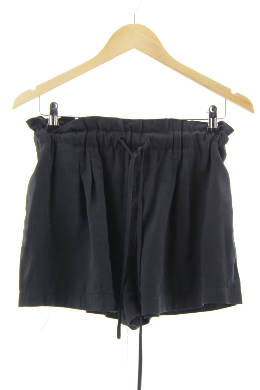 Shorts Pull & Bear de la taille 34, de couleur noir