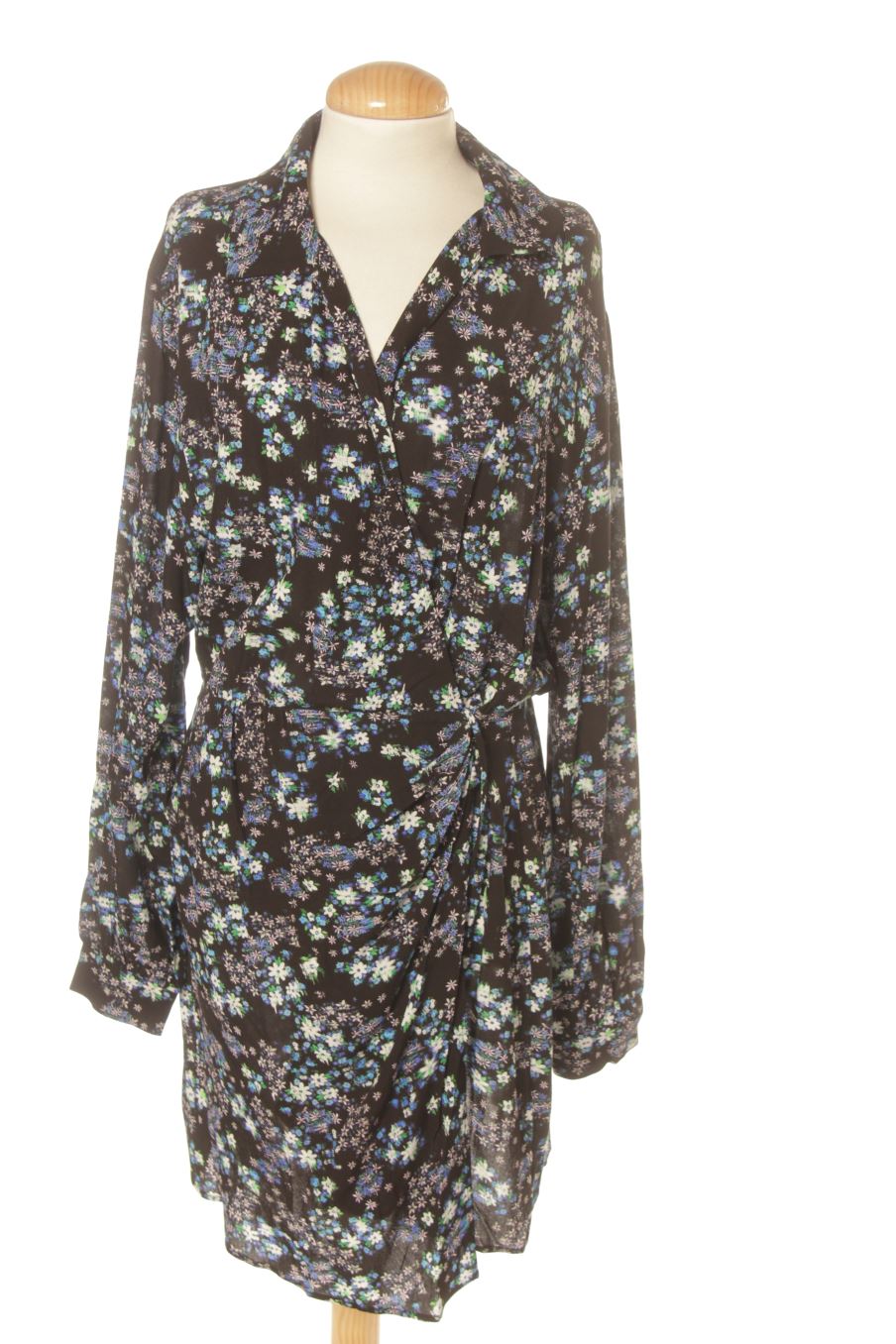 Robe casual Desigual de la taille M, de couleur fleurs