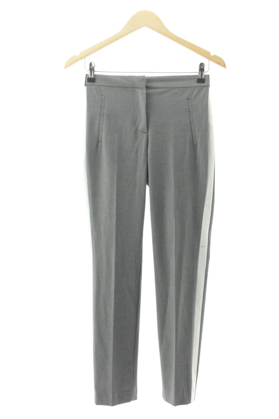 Pantalon Zara de la taille XS, de couleur gris