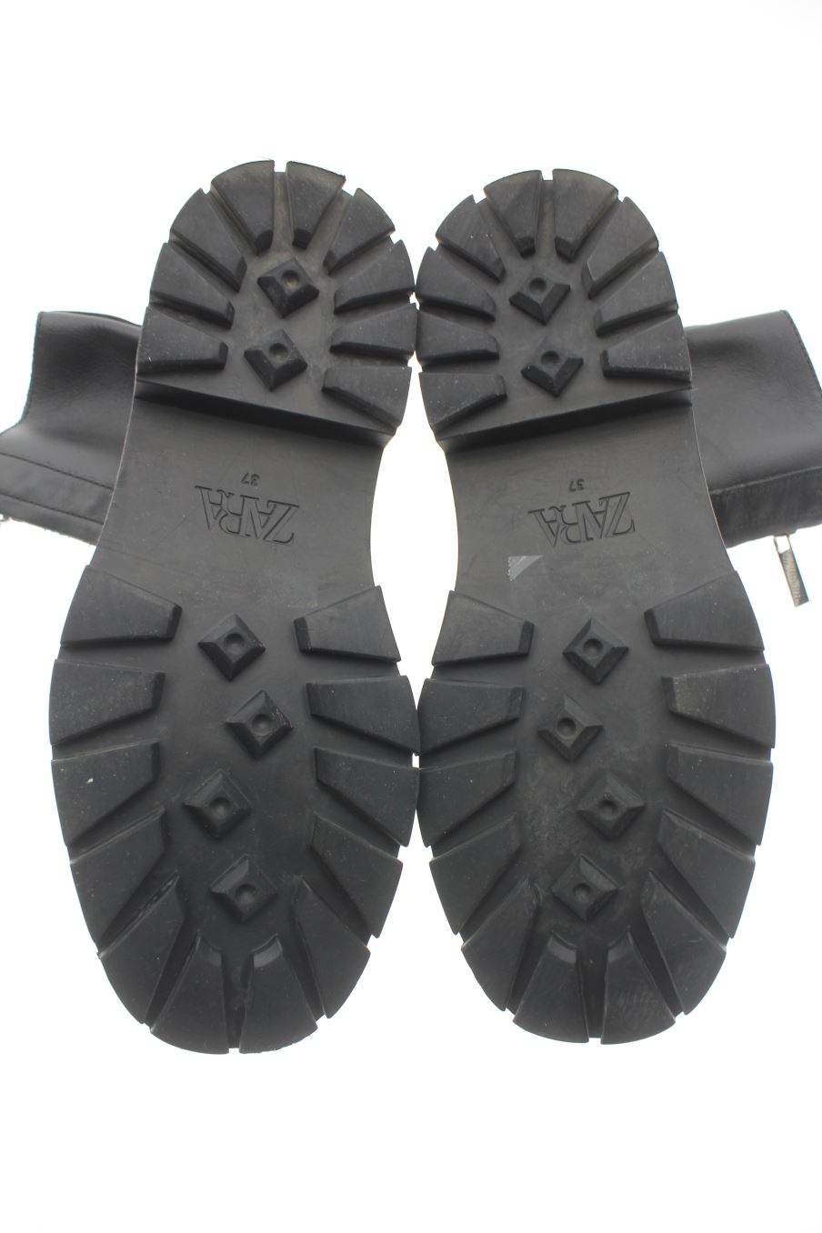 Botines de Zara de la talla 37, de color negro de