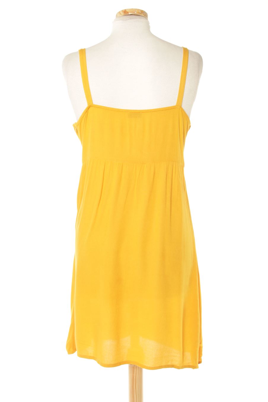 Robe casual Pimkie de la taille 38, de couleur moutarde