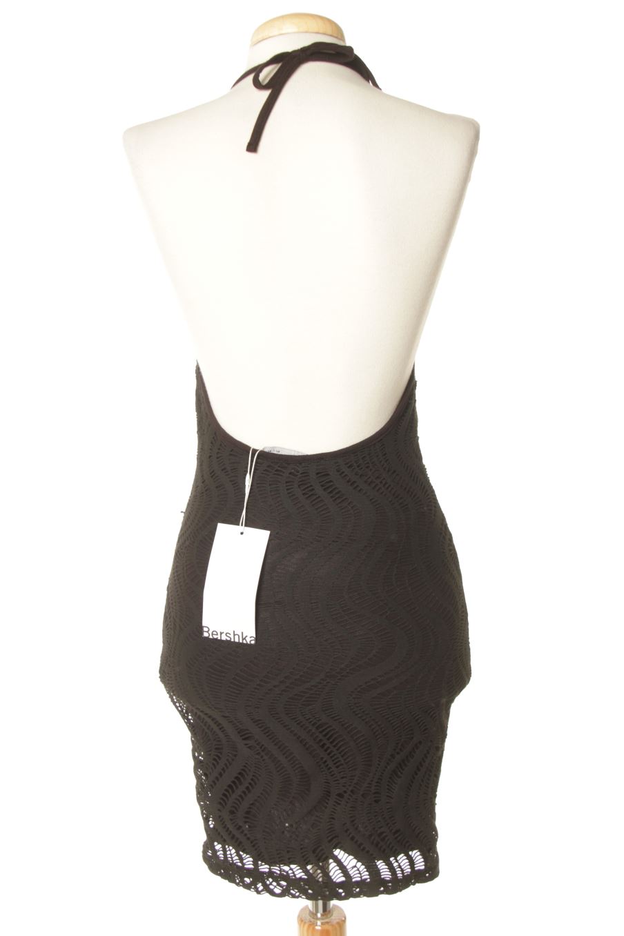Robe casual Bershka de la taille S, de couleur noir